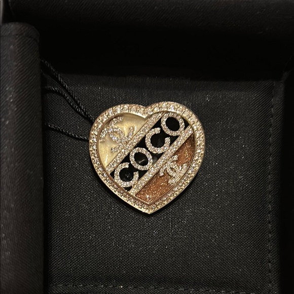 Chanel Crystal CC and Coco Mark Brooch Silver and Pink C23B - Picture 2 of 16